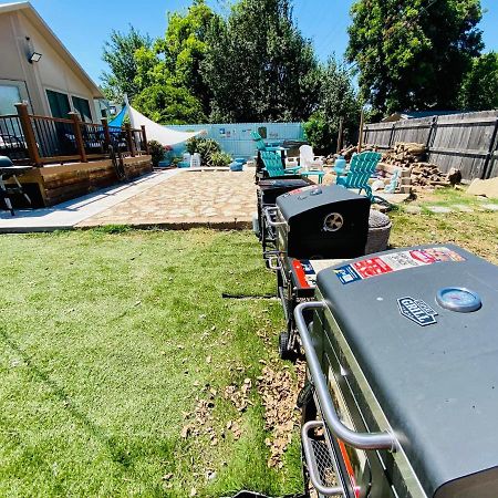 1 Mile To Fort Sill! The Carolebelle Cottage Sleeps 8 With Hottub,Grills,Firepit 로턴 외부 사진