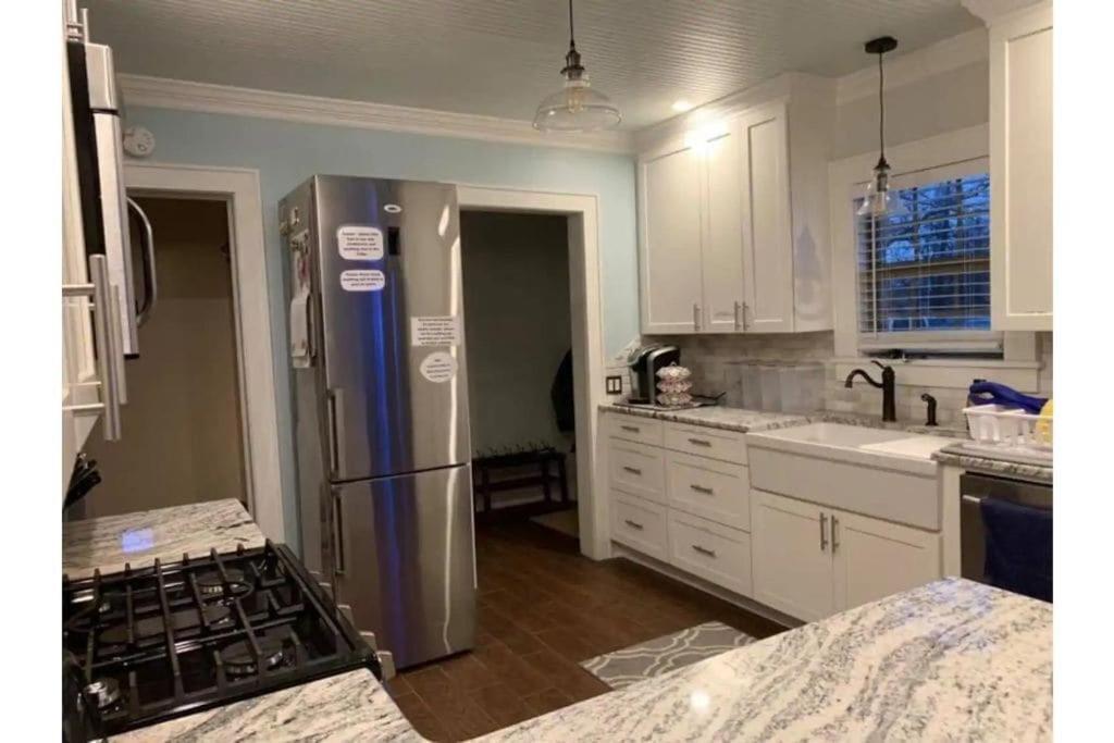 1 Mile To Fort Sill! The Carolebelle Cottage Sleeps 8 With Hottub,Grills,Firepit 로턴 외부 사진