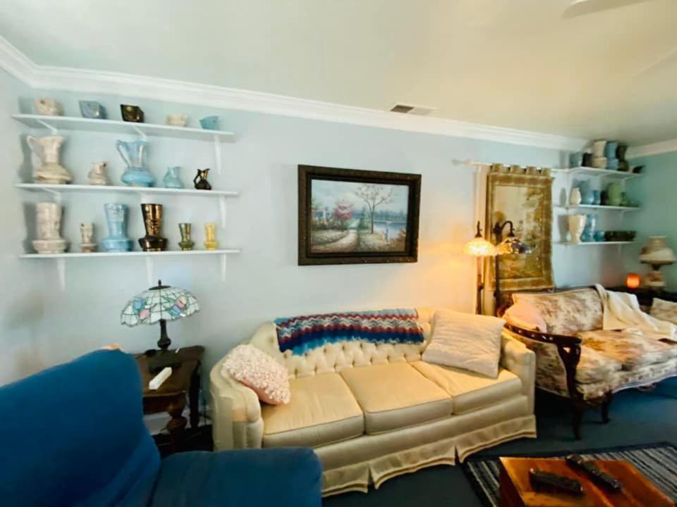 1 Mile To Fort Sill! The Carolebelle Cottage Sleeps 8 With Hottub,Grills,Firepit 로턴 외부 사진