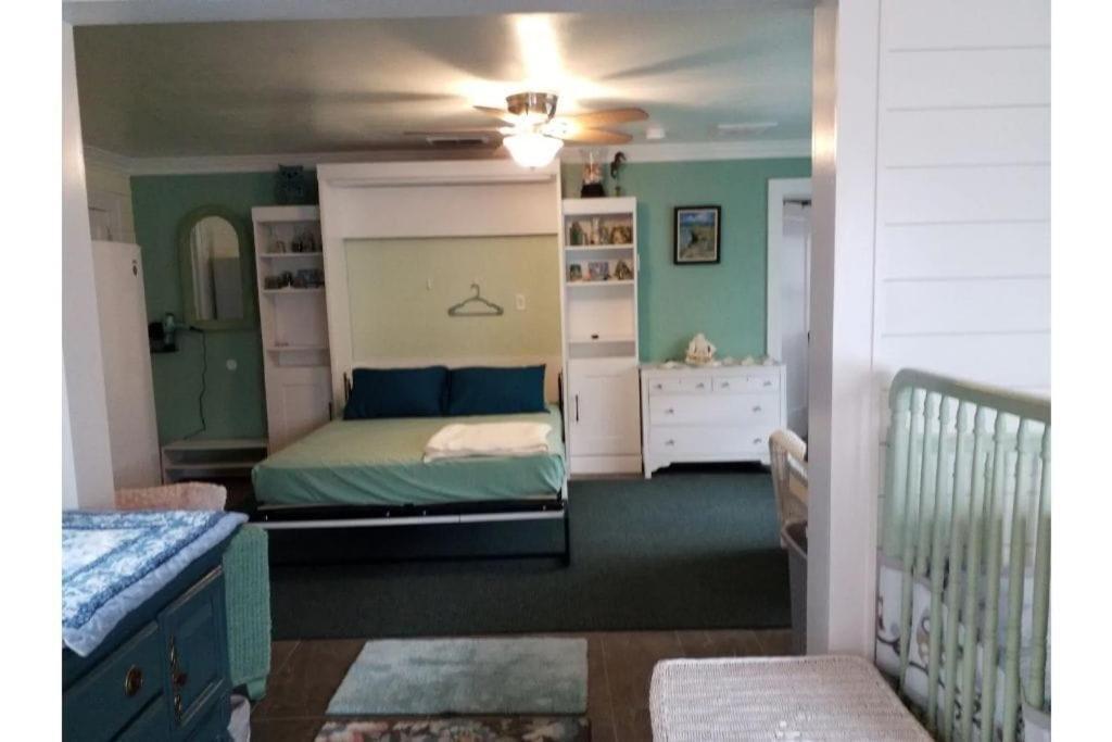 1 Mile To Fort Sill! The Carolebelle Cottage Sleeps 8 With Hottub,Grills,Firepit 로턴 외부 사진