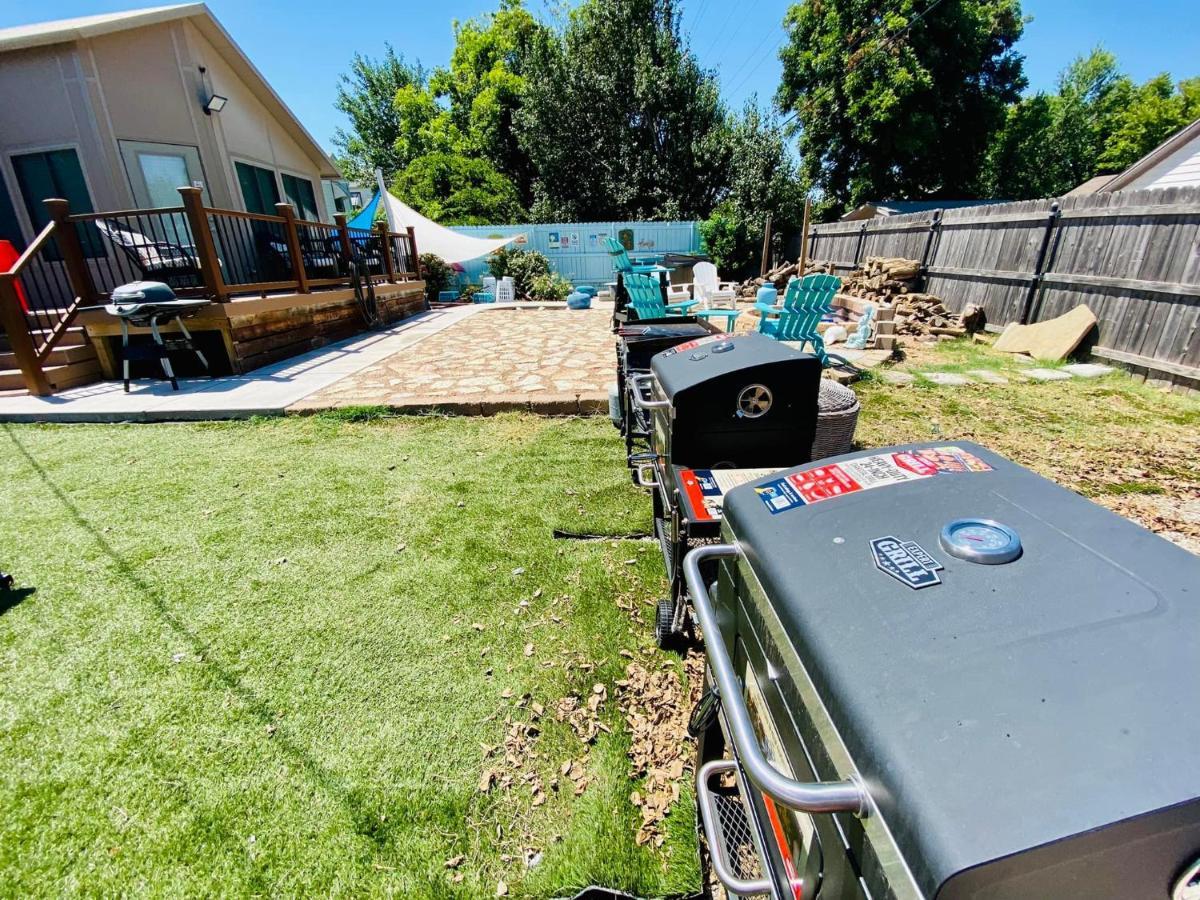 1 Mile To Fort Sill! The Carolebelle Cottage Sleeps 8 With Hottub,Grills,Firepit 로턴 외부 사진